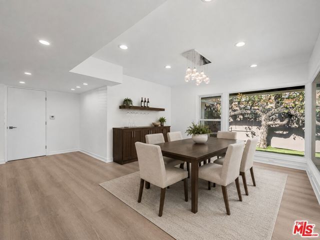 1477 Beverwil Drive, Los Angeles, CA 90035
