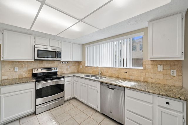 24107 Bassett Hall Lane, Katy, TX 77493