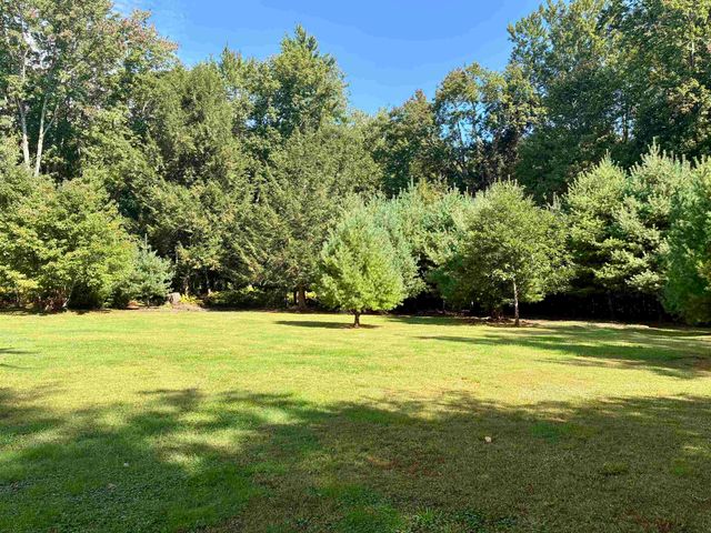 74 Snow Pond Road, Concord, NH 03301