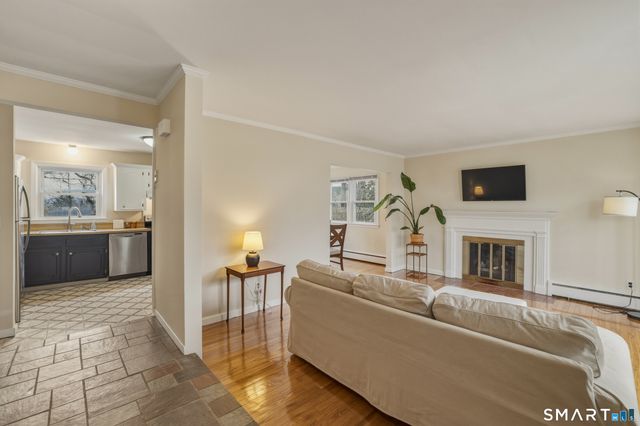 60 Corbin Road, Hamden, CT 06517