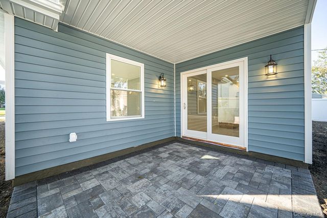 110 Bayberry Lane, Levittown, NY 11756