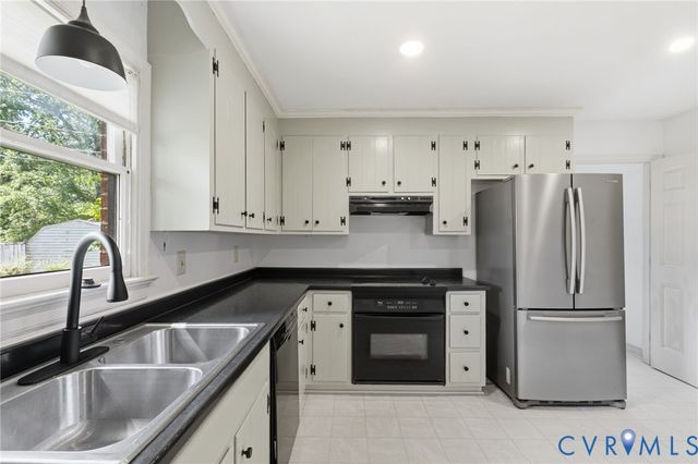 4017 Saldale Dr, North Chesterfield, VA 23237