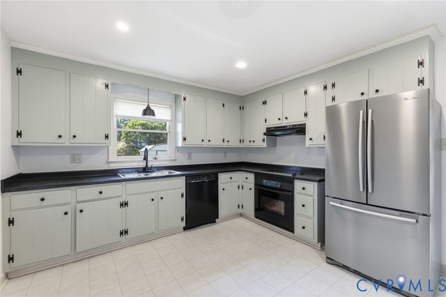 4017 Saldale Dr, North Chesterfield, VA 23237