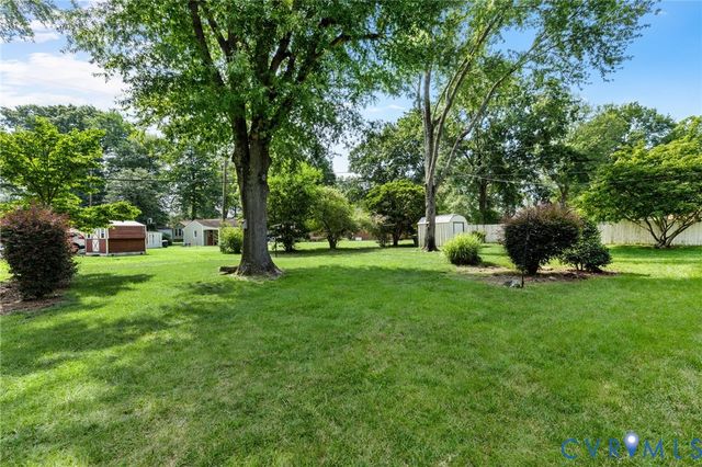4017 Saldale Dr, North Chesterfield, VA 23237