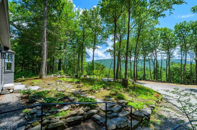 66 Upper Oak Hill Road, Newfane, VT 05345