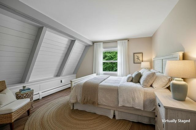 66 Upper Oak Hill Road, Newfane, VT 05345