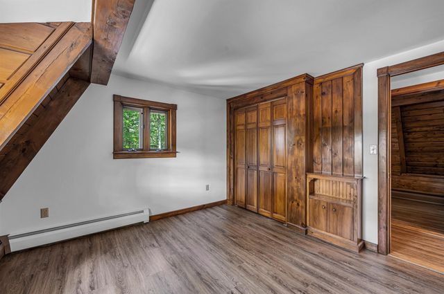 66 Upper Oak Hill Road, Newfane, VT 05345