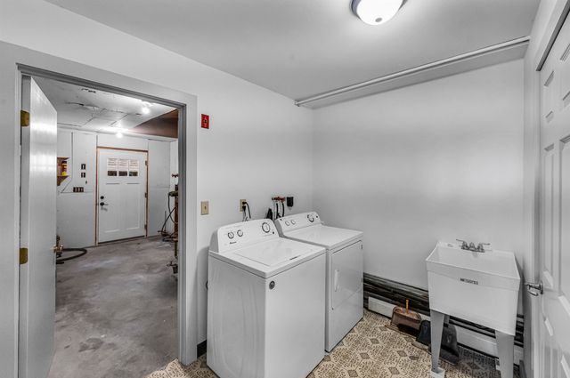 66 Upper Oak Hill Road, Newfane, VT 05345