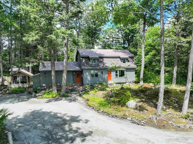 66 Upper Oak Hill Road, Newfane, VT 05345