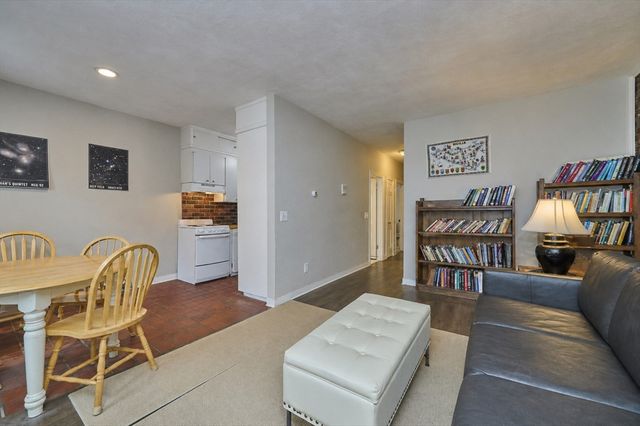 250 North 3, Boston, MA 02113