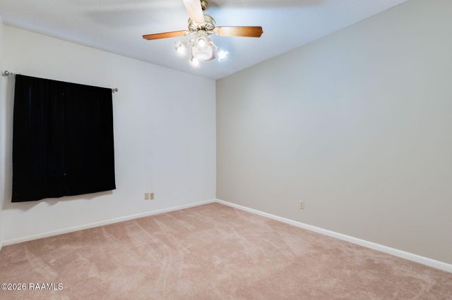 215 E Branche Street, Rayne, LA 70578