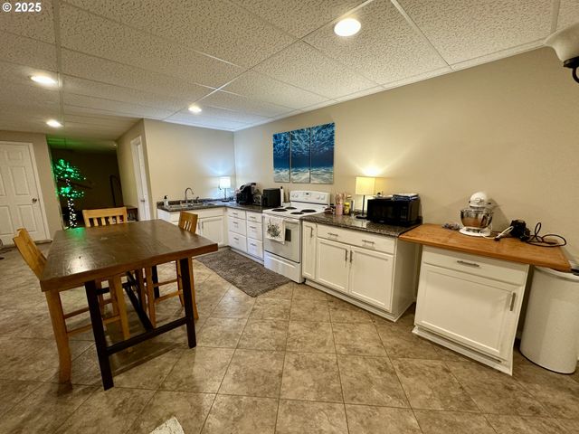 48144 E PINE CREEK Rd, Halfway, OR 97834