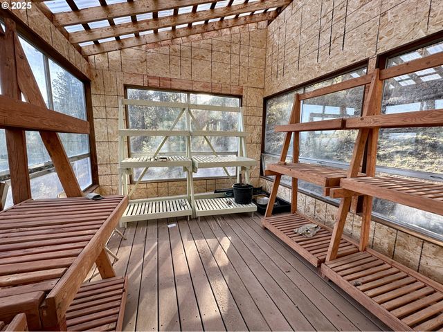 48144 E PINE CREEK Rd, Halfway, OR 97834