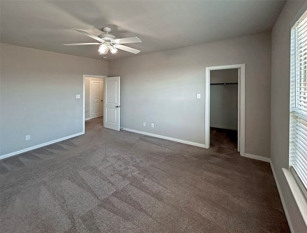 2809 Lakeside Drive, Aubrey, TX 76227
