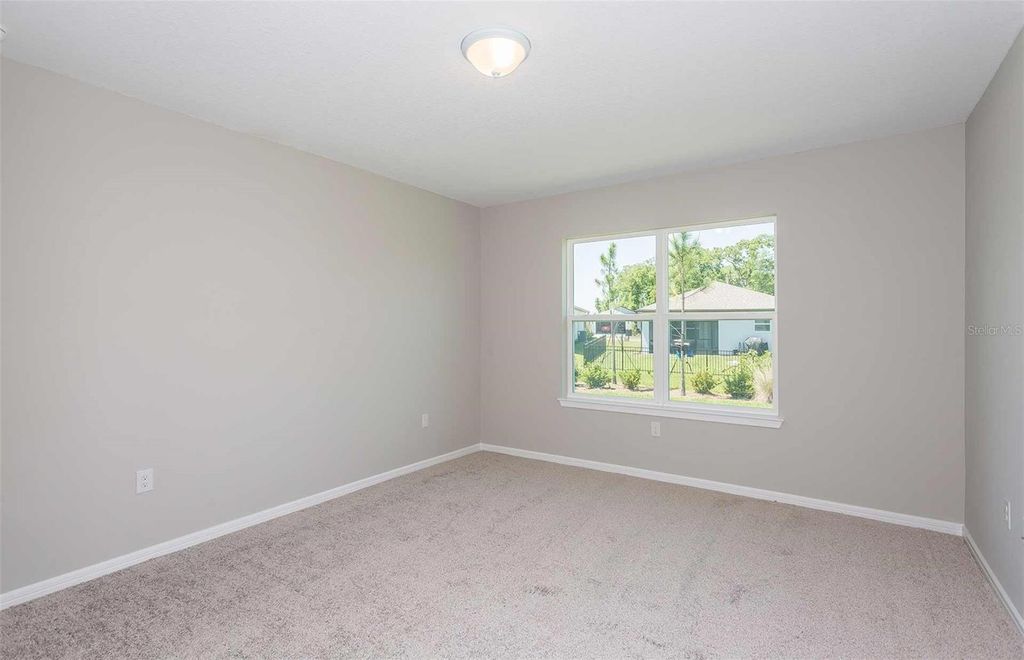 Image 6 of property listing at 6913 SW 90TH LANE, Ocala, FL 34476