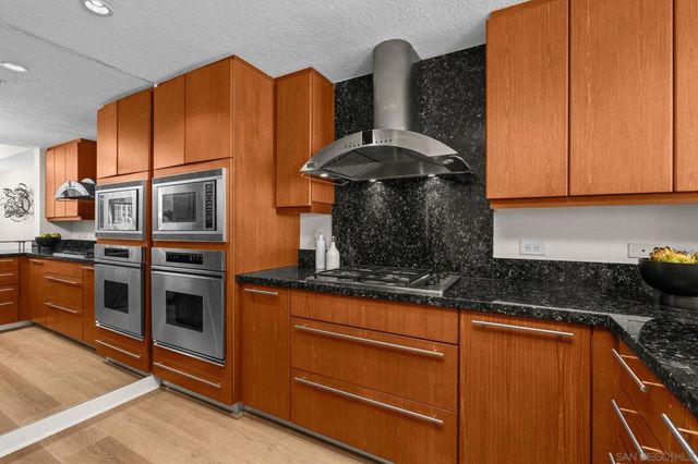 1199 Pacific Hwy 3402, San Diego, CA 92101