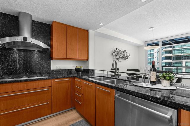 1199 Pacific Hwy 3402, San Diego, CA 92101