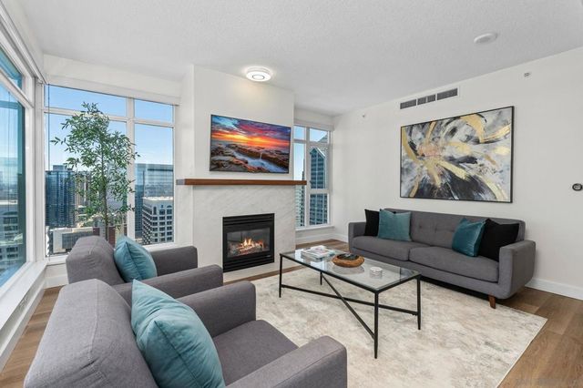 1199 Pacific Hwy 3402, San Diego, CA 92101