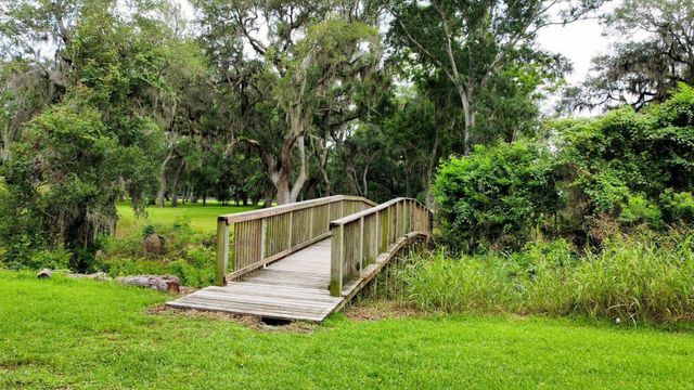 118 Pony Trail, Angleton, TX 77515