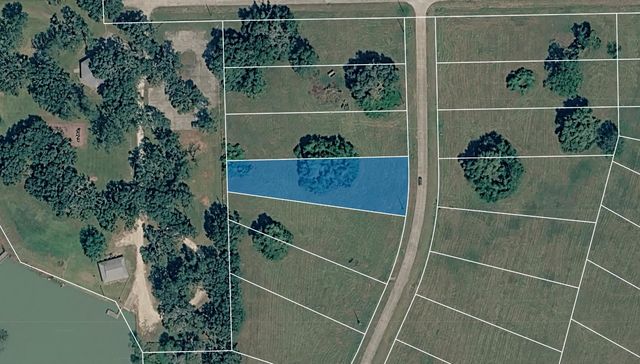 118 Pony Trail, Angleton, TX 77515
