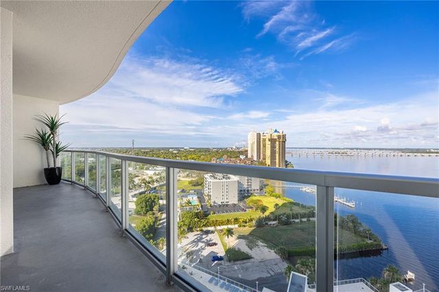 3000 Oasis Grand BLVD 1705, Fort Myers, FL 33916
