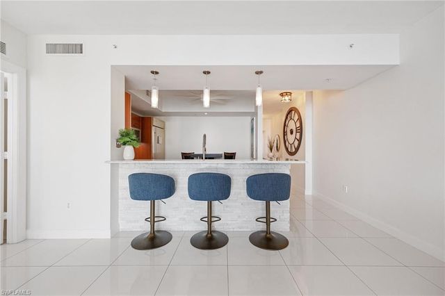 3000 Oasis Grand BLVD 1705, Fort Myers, FL 33916