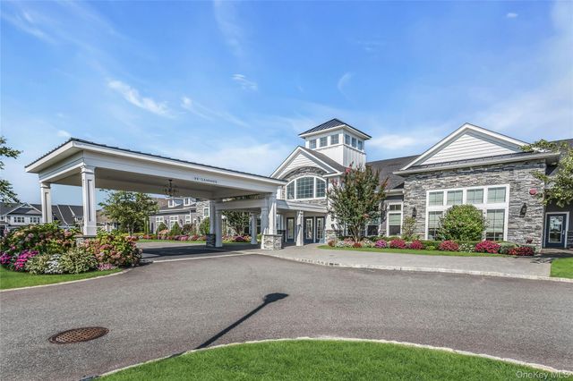 176 Towering Moon Lane, Yaphank, NY 11980