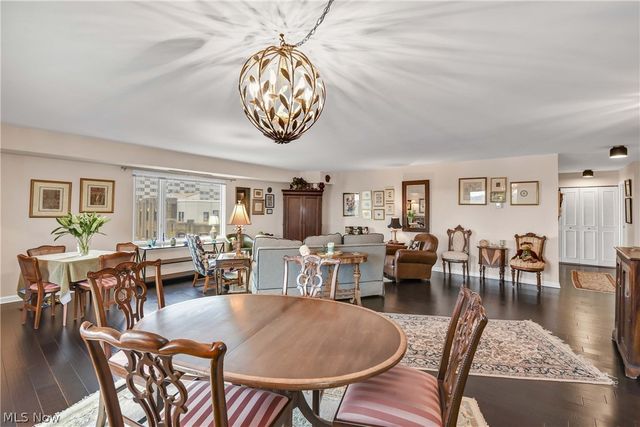 12500 Edgewater Drive 1202, Lakewood, OH 44107