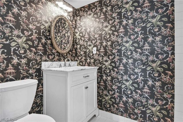 12500 Edgewater Drive 1202, Lakewood, OH 44107