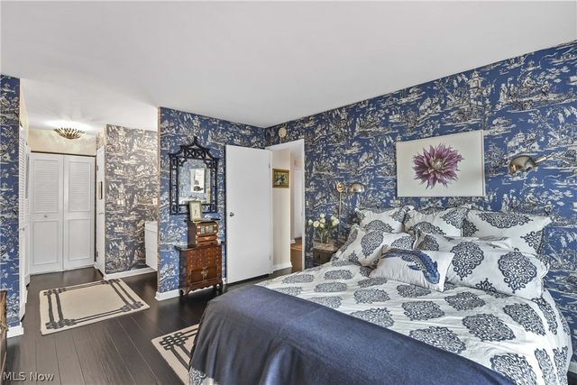 12500 Edgewater Drive 1202, Lakewood, OH 44107