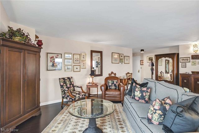 12500 Edgewater Drive 1202, Lakewood, OH 44107