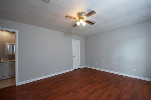 17306 N Yorkglen Drive, Houston, TX 77084