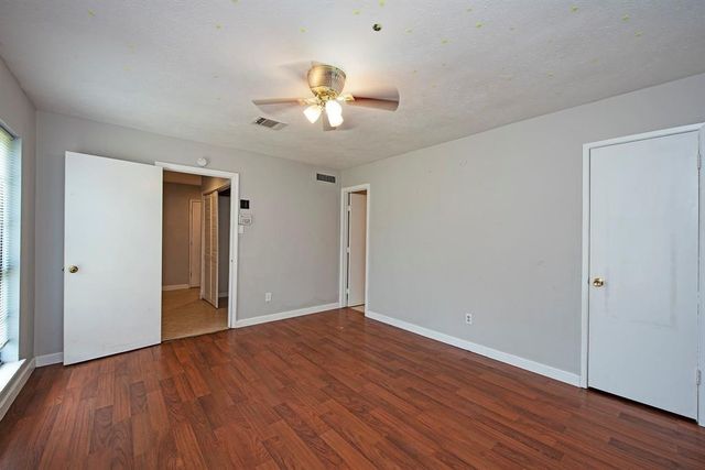 17306 N Yorkglen Drive, Houston, TX 77084