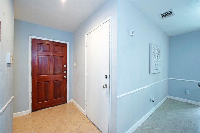 17306 N Yorkglen Drive, Houston, TX 77084