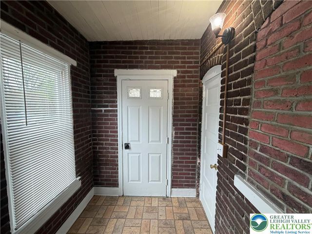 502 West Wyoming Street, Allentown City, PA 18103