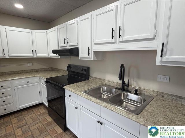 502 West Wyoming Street, Allentown City, PA 18103