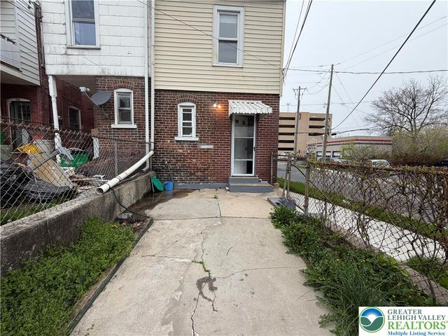 502 West Wyoming Street, Allentown City, PA 18103