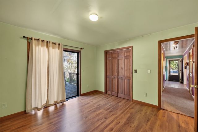 52 Donny Dr, New Bedford, MA 02740
