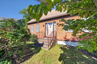 52 Donny Dr, New Bedford, MA 02740