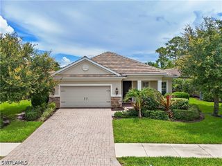 3571 Canopy CIR, Naples, FL 34120