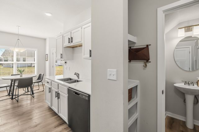 1227 NW 33rd Lane, Ankeny, IA 50023