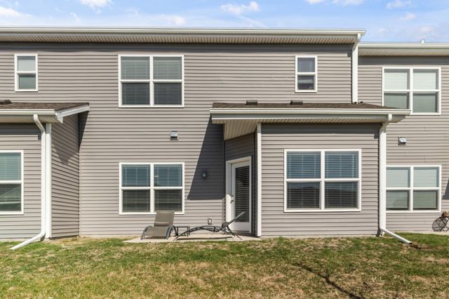 1227 NW 33rd Lane, Ankeny, IA 50023