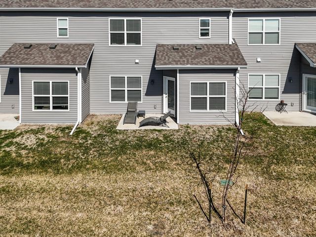 1227 NW 33rd Lane, Ankeny, IA 50023