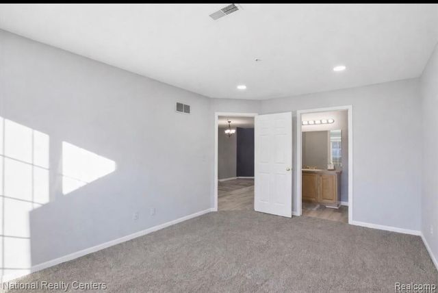 16878 Farmington Road, Livonia, MI 48154