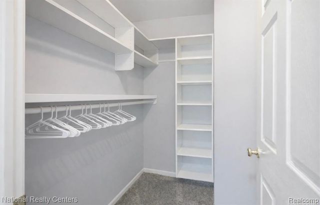 16878 Farmington Road, Livonia, MI 48154