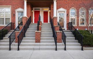 16878 Farmington Road, Livonia, MI 48154