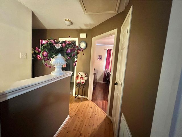 155 Green Isle Avenue, Dickinson, TX 77539