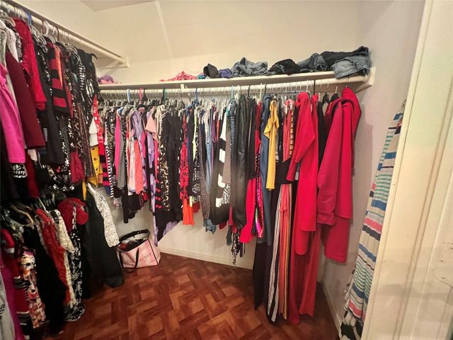 155 Green Isle Avenue, Dickinson, TX 77539