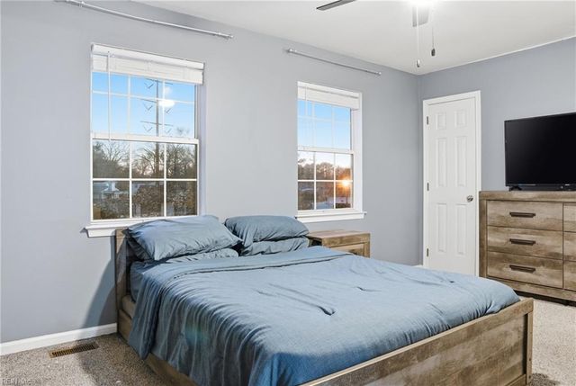 2 Bobs CT, Hampton, VA 23605