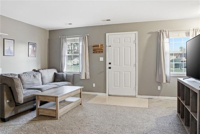 2 Bobs CT, Hampton, VA 23605